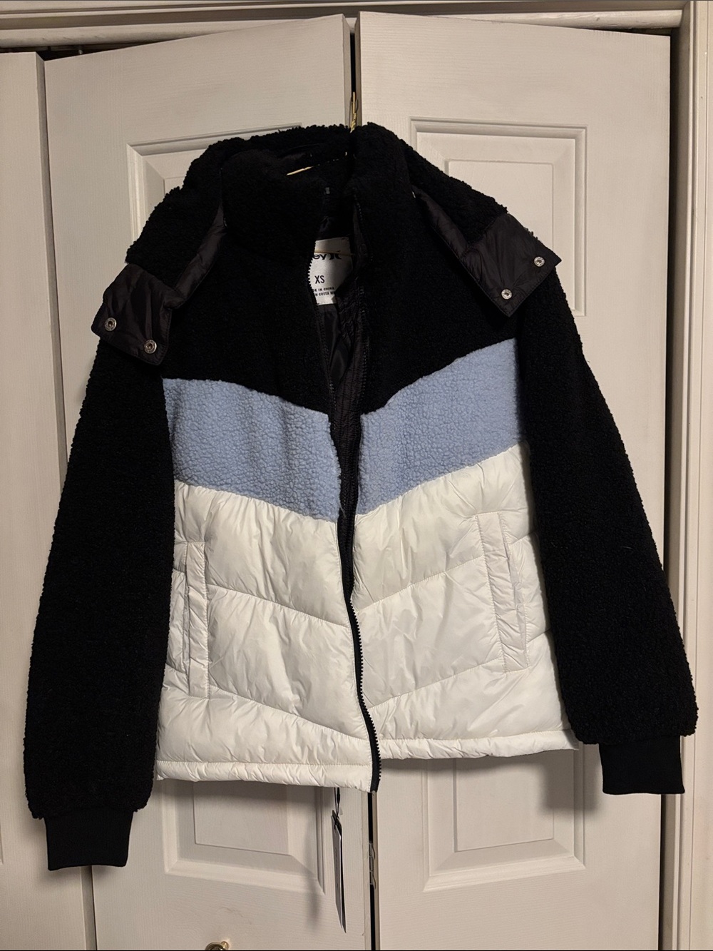 Hurley Black, Light Blue & White Sherpa-Quilt Jacket